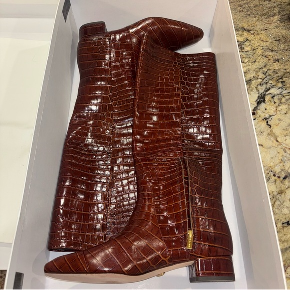 Veronica Beard Cecile Boots NIB $1000 👢 - Picture 10 of 15